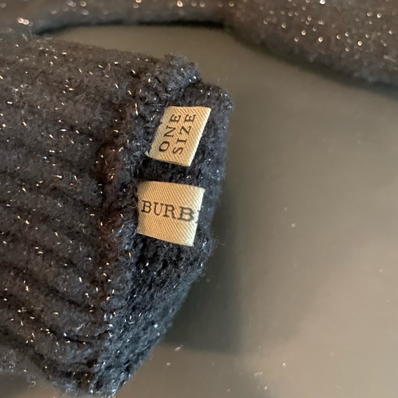 Authentic Burberry wool gloves - Picture 4 of 5